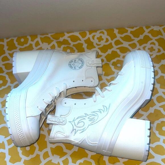 New Woman’s Converse Chuck 70 De Luxe Heel Western Hi Platform Sneaker 10.5 Vid - Picture 5 of 16